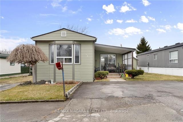 65 - 2175 Mewburn Rd, Home with 2 bedrooms, 1 bathrooms and 3 parking in Niagara Falls ON | Image 12