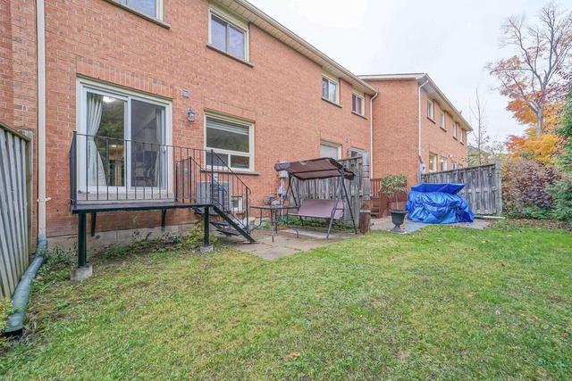 738 Winterton Way, Townhouse with 3 bedrooms, 4 bathrooms and 3 parking in Mississauga ON | Image 33