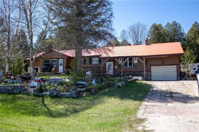 315306 Highway 6, House detached with 2 bedrooms, 2 bathrooms and 8 parking in Chatsworth ON | Image 14