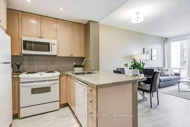 1104 - 85 Bloor St E, Condo with 1 bedrooms, 1 bathrooms and 0 parking in Toronto ON | Image 22