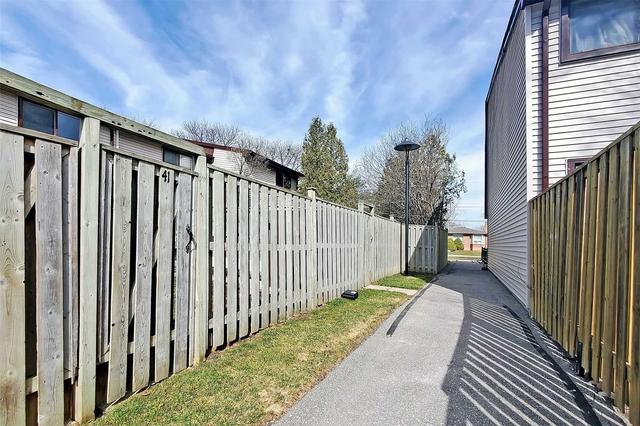 41 - 189 Springhead Gdns, Townhouse with 3 bedrooms, 2 bathrooms and 1 parking in Richmond Hill ON | Image 33