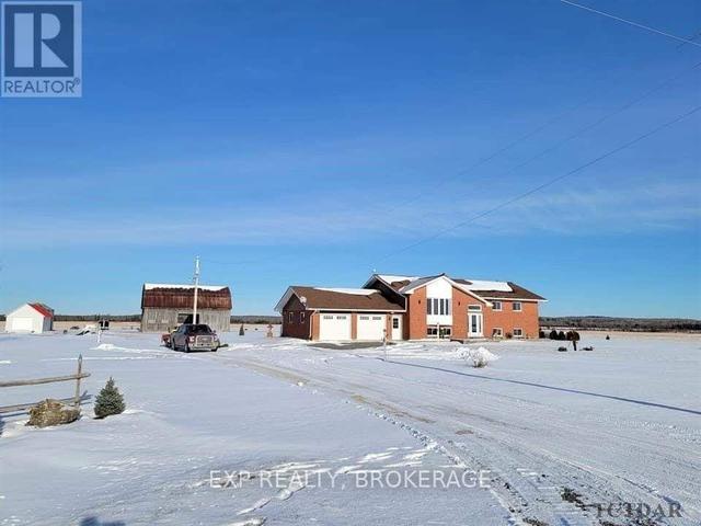 245185 Highway 569, House detached with 3 bedrooms, 2 bathrooms and 15 parking in Evanturel ON | Image 12