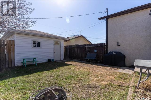 2209 Lindsay Street, House detached with 2 bedrooms, 2 bathrooms and null parking in Regina SK | Image 28