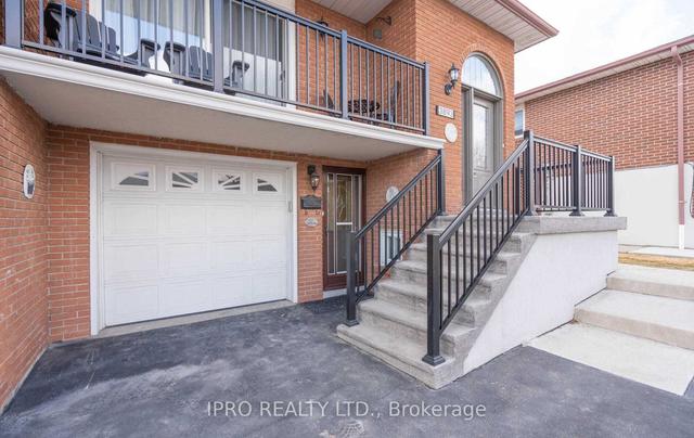 3893 - 3893 Midhurst Lane W, House semidetached with 3 bedrooms, 3 bathrooms and 5 parking in Mississauga ON | Image 1