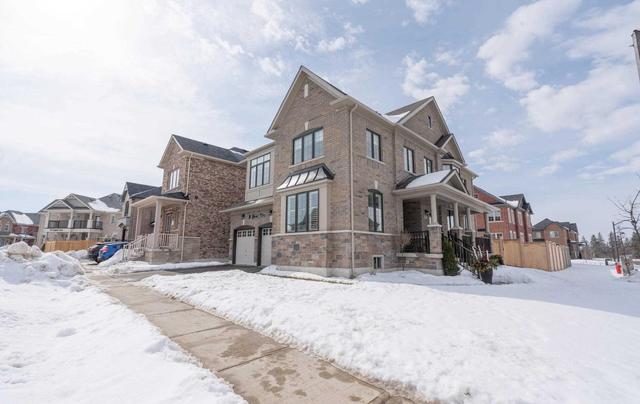 18 Birkett Way, House detached with 4 bedrooms, 4 bathrooms and 4 parking in Whitchurch Stouffville ON | Image 12