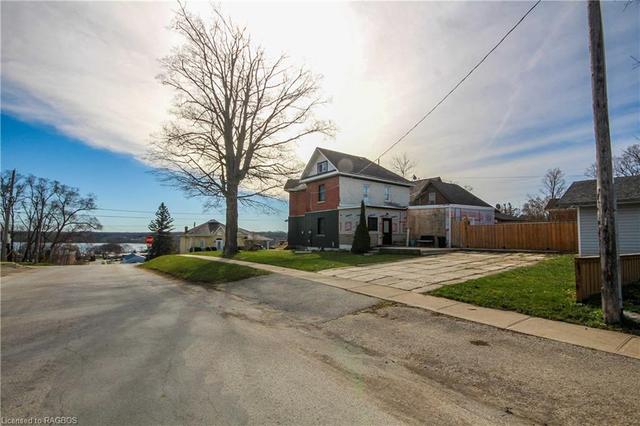 608 Gould Street, House detached with 4 bedrooms, 2 bathrooms and 4 parking in South Bruce Peninsula ON | Image 47