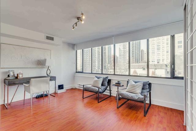 403 - 349 St Clair Ave W, Condo with 2 bedrooms, 3 bathrooms and 1 parking in Toronto ON | Image 25