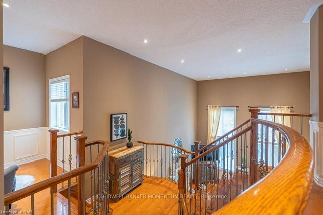 2079 Jaguar Lane, House detached with 4 bedrooms, 5 bathrooms and 6 parking in Oakville ON | Image 11