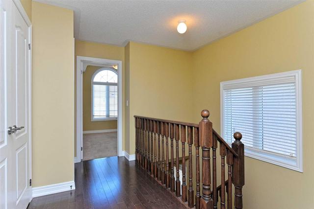 64 Dawes Rd, House semidetached with 3 bedrooms, 3 bathrooms and 2 parking in Brampton ON | Image 9