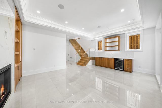 318 Hounslow Ave, House detached with 4 bedrooms, 5 bathrooms and 5 parking in Toronto ON | Image 17