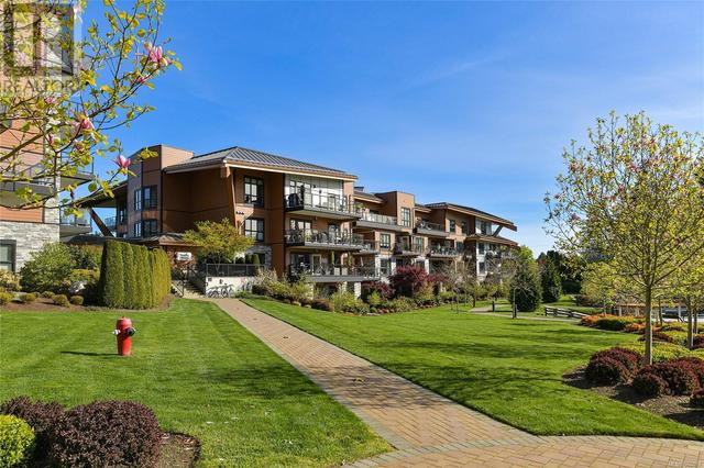 209 - 745 Travino Lane, Condo with 1 bedrooms, 1 bathrooms and 1 parking in Saanich BC | Image 37