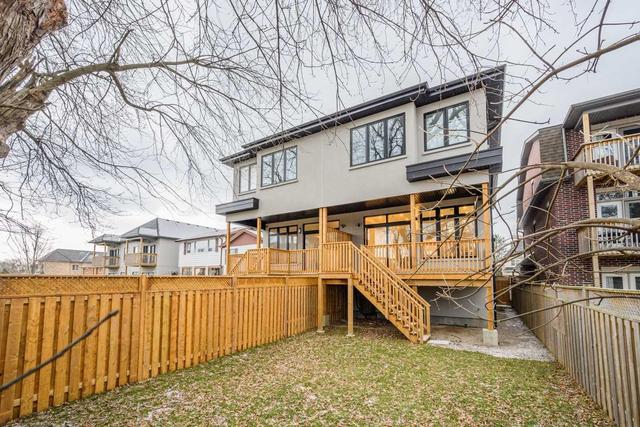 1061 Shaw Dr, House semidetached with 4 bedrooms, 5 bathrooms and 2 parking in Mississauga ON | Image 30