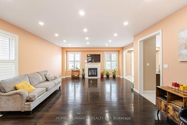 195 Sussexvale Dr, House detached with 3 bedrooms, 5 bathrooms and 6 parking in Brampton ON | Image 36