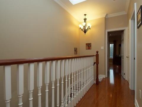 16 Haddon Ave, House detached with 3 bedrooms, 4 bathrooms and 4 parking in Toronto ON | Image 6