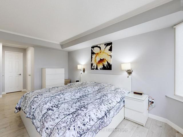 2208 - 330 Rathburn Rd W, Condo with 2 bedrooms, 2 bathrooms and 2 parking in Mississauga ON | Image 19