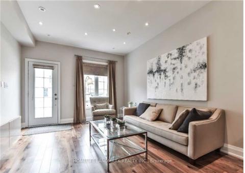 65 Hargrave Lane, Townhouse with 3 bedrooms, 3 bathrooms and 2 parking in Toronto ON | Card Image