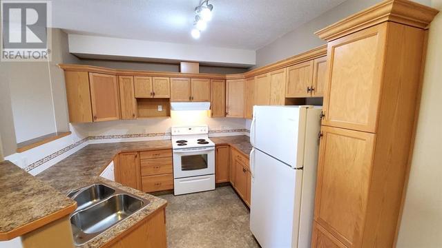 231, - 2020 32 Street S, Condo with 1 bedrooms, 1 bathrooms and 1 parking in Lethbridge AB | Image 7