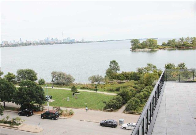 614 - 39 Annie Craig Dr, Condo with 2 bedrooms, 2 bathrooms and 1 parking in Toronto ON | Image 2