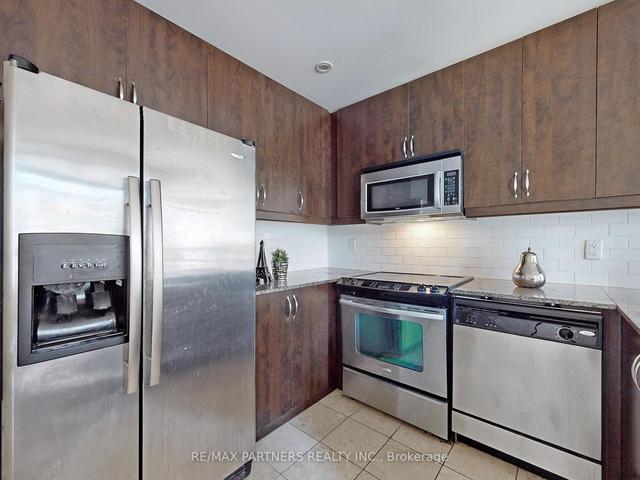 210 - 21 Olive Ave, Townhouse with 2 bedrooms, 3 bathrooms and 1 parking in Toronto ON | Image 3
