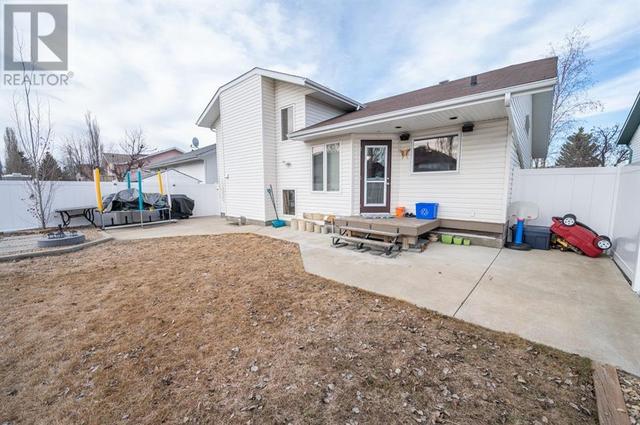 109 Doran Crescent, House detached with 4 bedrooms, 3 bathrooms and 4 parking in Red Deer AB | Image 37