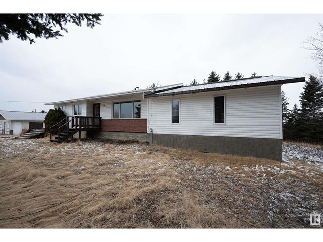 195023 Twp Rd 642, House detached with 4 bedrooms, 2 bathrooms and null parking in Athabasca County AB | Image 2