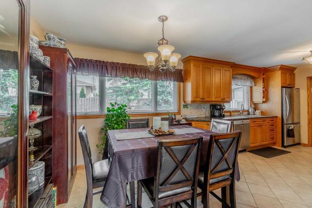 863 Ferndale St, House detached with 3 bedrooms, 3 bathrooms and 6 parking in Oshawa ON | Image 3