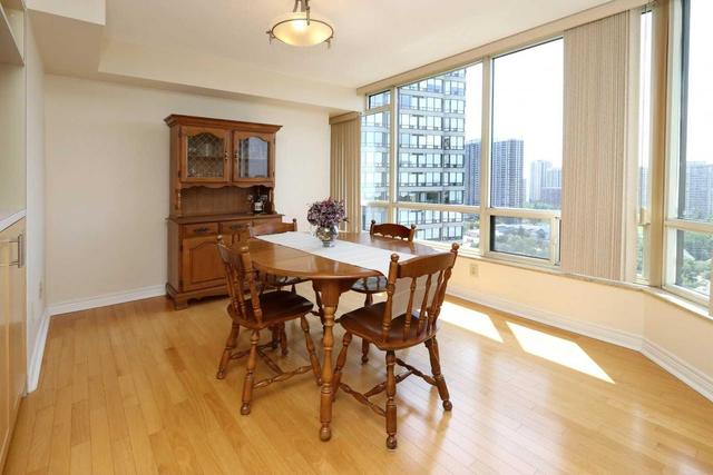 2101 - 1320 Islington Ave, Condo with 2 bedrooms, 2 bathrooms and 1 parking in Toronto ON | Image 6