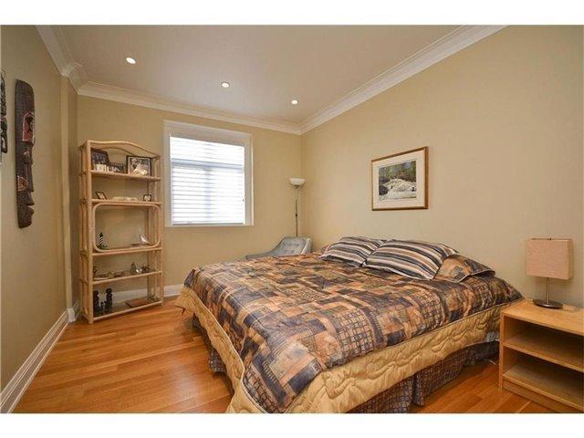 887 Potvin Ave, House detached with 3 bedrooms, 4 bathrooms and 4 parking in Ottawa ON | Image 17