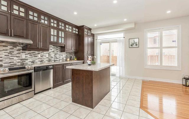 21 Sherbrooke St, House detached with 4 bedrooms, 5 bathrooms and 6 parking in Brampton ON | Image 37