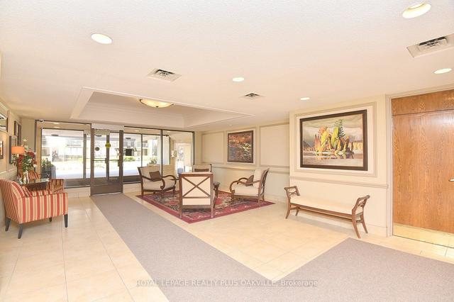 401 - 2175 Marine Dr, Condo with 2 bedrooms, 2 bathrooms and 1 parking in Oakville ON | Image 33