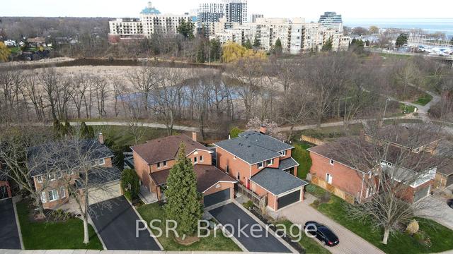 3003 Silverthorn Dr, House detached with 4 bedrooms, 4 bathrooms and 4 parking in Oakville ON | Image 30