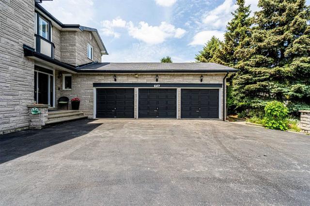 647 Rymal Rd W, House detached with 4 bedrooms, 4 bathrooms and 9 parking in Hamilton ON | Image 37