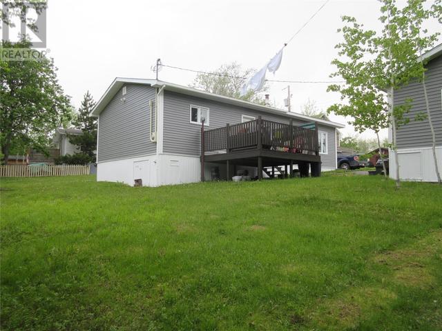 9 Eighteenth Avenue, House detached with 2 bedrooms, 1 bathrooms and null parking in Grand Falls-Windsor NL | Image 10