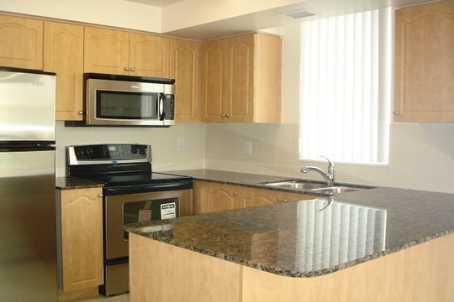 1910 - 503 Beecroft Rd, Condo with 2 bedrooms, 2 bathrooms and 1 parking in Toronto ON | Image 8