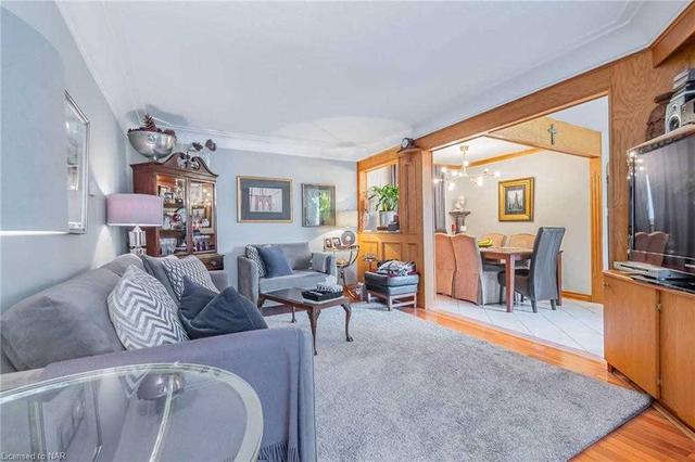 5271 Ottawa Ave, House detached with 2 bedrooms, 2 bathrooms and 7 parking in Niagara Falls ON | Image 36