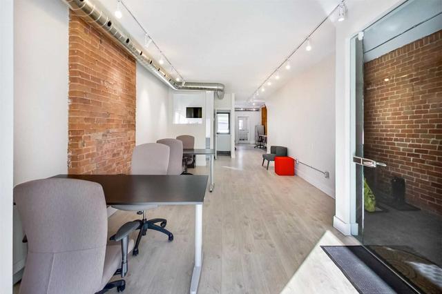 unit 1 - 194 Carlton St, House attached with 1 bedrooms, 2 bathrooms and 1 parking in Toronto ON | Image 20