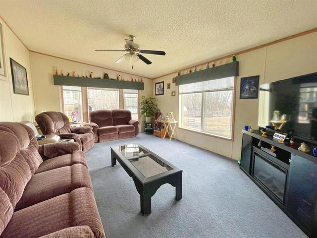 742084 a/b Range Road 35, House detached with 3 bedrooms, 2 bathrooms and null parking in Grande Prairie County No. 1 AB | Image 5