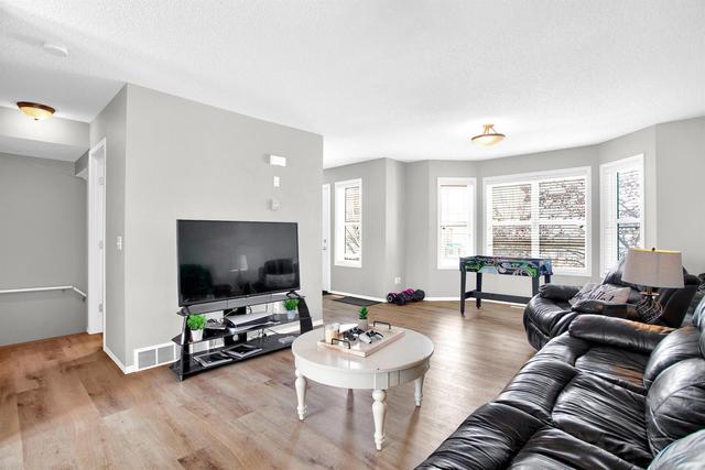 903 Prairie Sound Circle Nw, Home with 3 bedrooms, 2 bathrooms and 1 parking in High River AB | Image 4
