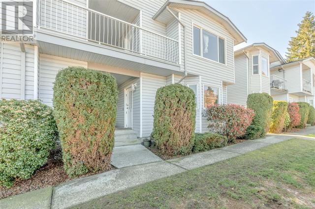 7 - 272 Harwell Rd, House attached with 3 bedrooms, 1 bathrooms and 1 parking in Nanaimo BC | Image 2