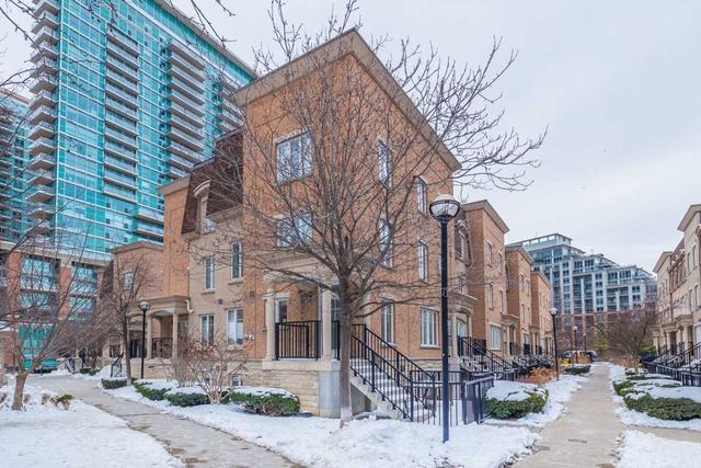 809 - 46 Western Battery Rd, Townhouse with 2 bedrooms, 2 bathrooms and 1 parking in Toronto ON | Image 1