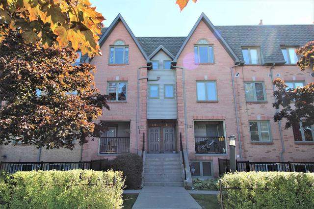 1025 - 75 Weldrick Rd E, Townhouse with 3 bedrooms, 3 bathrooms and 1 parking in Richmond Hill ON | Card Image
