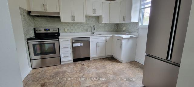 21 - 470 Southdale Rd E, Townhouse with 3 bedrooms, 2 bathrooms and 1 parking in London ON | Image 35