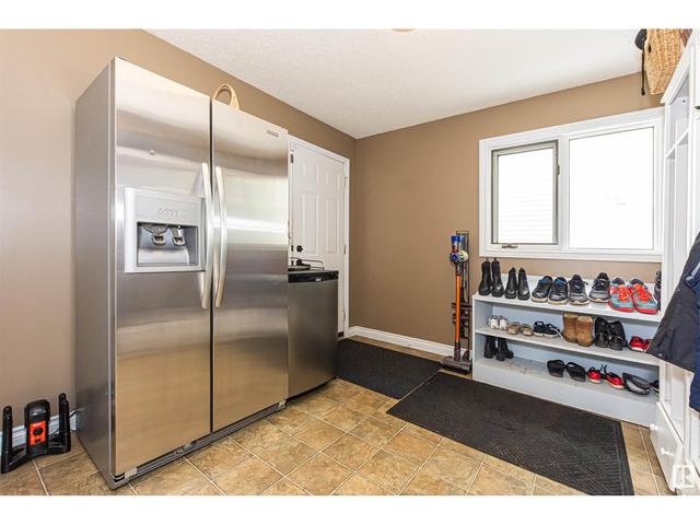 414 Ormsby Rd W Nw, House detached with 3 bedrooms, 3 bathrooms and null parking in Edmonton AB | Image 20