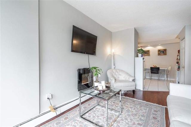 207 - 30 Summit Ave, Condo with 1 bedrooms, 1 bathrooms and 1 parking in Hamilton ON | Image 14
