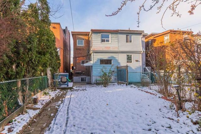 955 Dufferin St, House semidetached with 3 bedrooms, 3 bathrooms and 0 parking in Toronto ON | Image 18