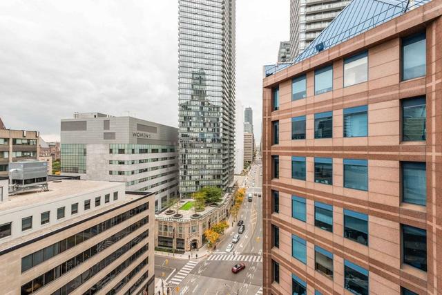 1807 - 801 Bay St, Condo with 2 bedrooms, 2 bathrooms and 1 parking in Toronto ON | Image 21