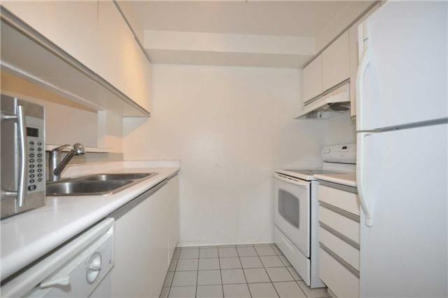 1010 - 117 Gerrard St E, Condo with 2 bedrooms, 2 bathrooms and 1 parking in Toronto ON | Image 5