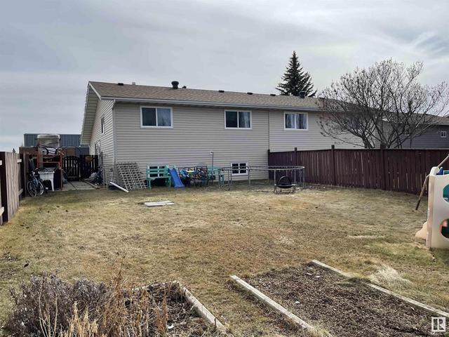 4806 55 Av, House semidetached with 3 bedrooms, 1 bathrooms and null parking in Beaumont AB | Image 14