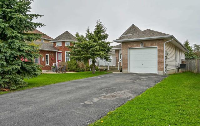 20 Laurent Blvd, House detached with 2 bedrooms, 2 bathrooms and 6 parking in Kawartha Lakes ON | Image 12