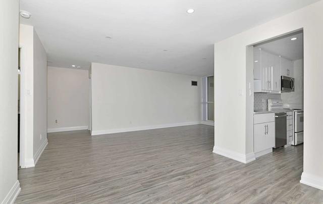 ph 12 - 30 Thunder Grve, Condo with 2 bedrooms, 2 bathrooms and 2 parking in Toronto ON | Image 4